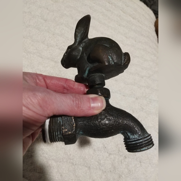 Vintage Brass Bunny Rabbit Garden  Hose Spigot Water Faucet - Picture 3 of 4